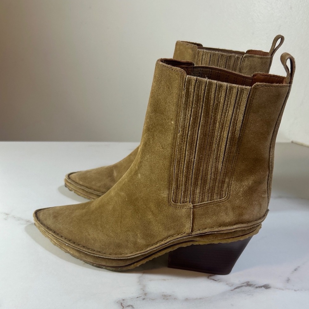 Tory Burch Tan Suede Pointed Toe Chelsea Ankle Boots 10M 65280